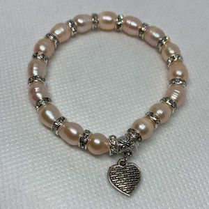 NWT Freshwater Light Peach Colored Pearl’s Australian Crystal’s J90